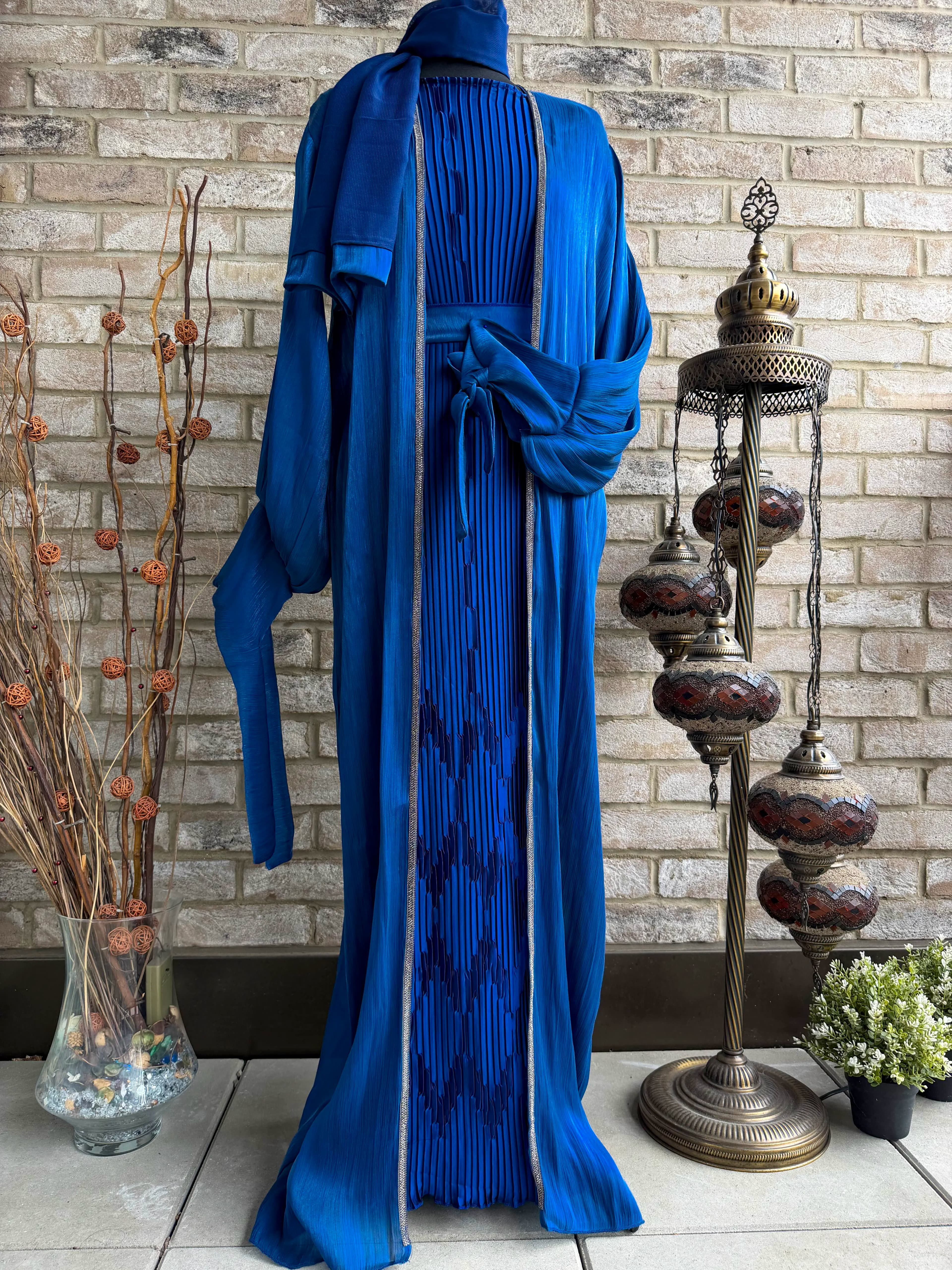 Qamar Abaya